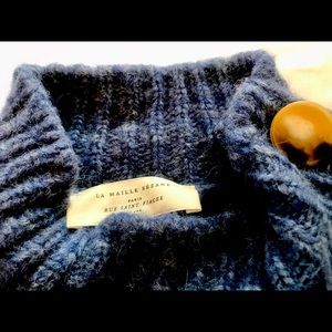 Sézane dusky blue sweater with buttons small